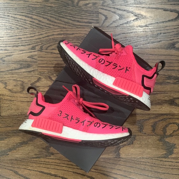 Good Condition Adidas NMD R1 Shoes Kids US Size 3.5 Pink & Black - Picture 6 of 16